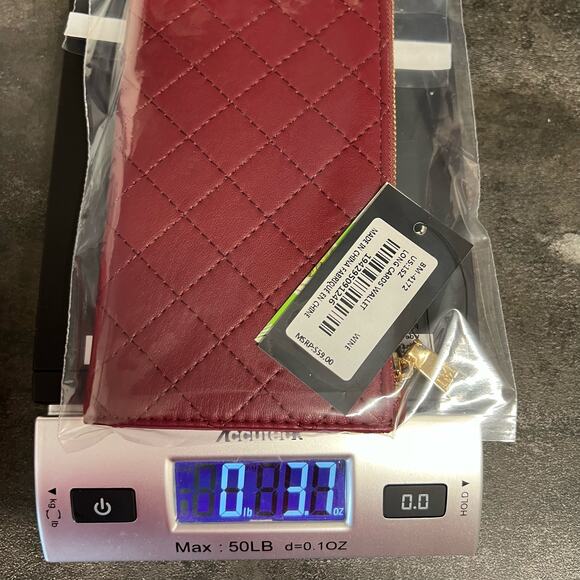 Badgley Mischka Womens Vegan Leather Long Card Wallet Wine Red Quilted NWT - Picture 12 of 12